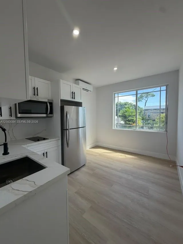 1-bedroom rental at 2425 SW 6th Street #9, Miami