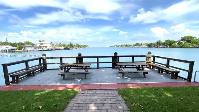 1-bedroom rental at 8620 Byron Avenue #86208A, Miami Beach