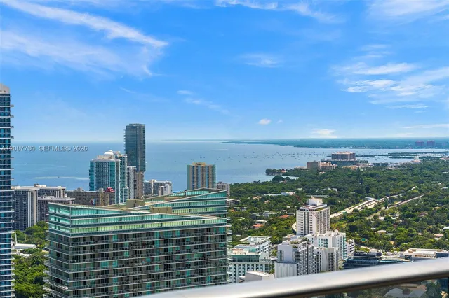3-bedroom rental at 801 S Miami Avenue #4801, Miami