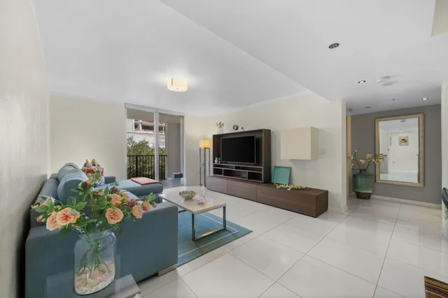 2-bedroom home at 520 SE 5th Avenue #2406, Fort Lauderdale