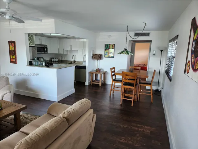 1-bedroom home at 383 Monaco H #383, Delray Beach