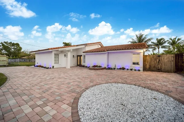 4-bedroom home at 2286 NE 215th Street, Miami