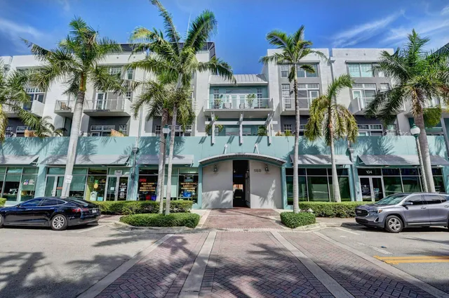 2-bedroom rental at 185 NE 4TH Avenue #204, Delray Beach