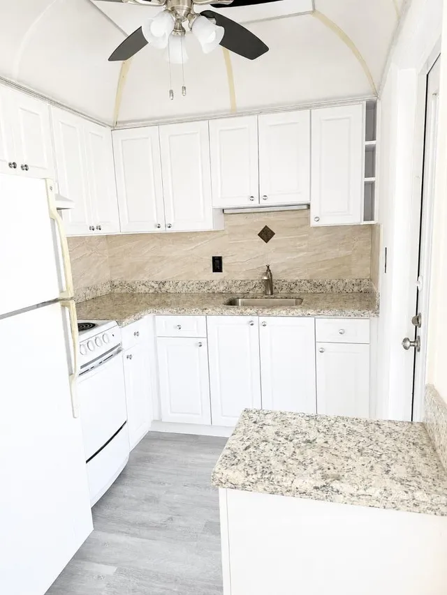 1-bedroom rental at 2847 NE 30TH Street #2847, Fort Lauderdale