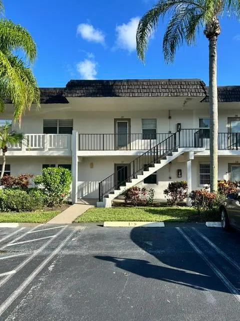 2-bedroom rental at 6 ABBEY Lane #207, Delray Beach