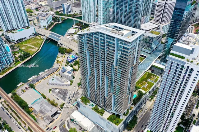 3-bedroom home at 88 SW 7th Street #904, Miami