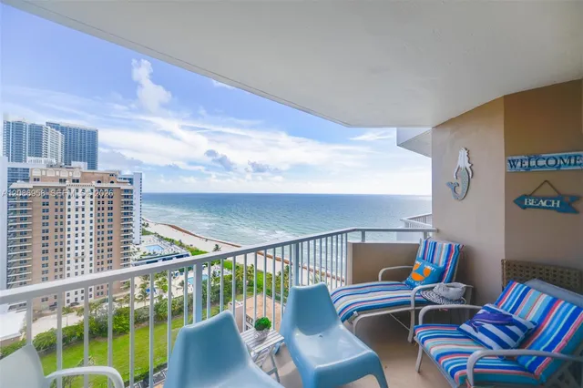 1-bedroom rental at 1950 S Ocean Drive #18B, Hallandale Beach