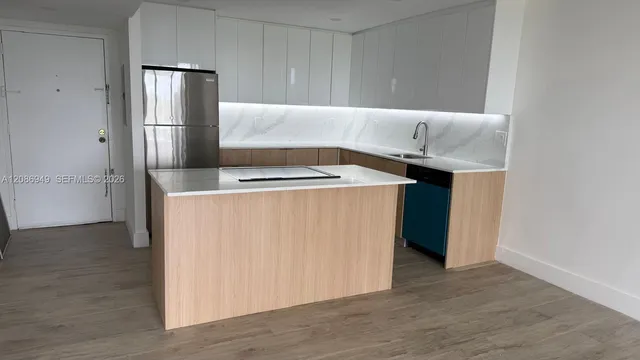 1-bedroom rental at 16740 NE 9th Avenue #409, North Miami Beach