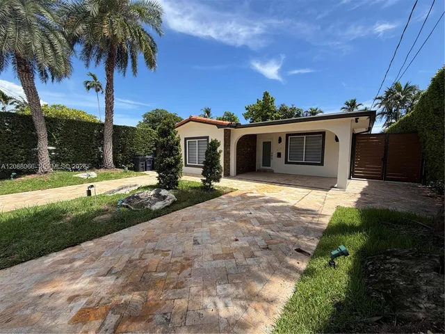 3-bedroom rental at 9341 Dickens Avenue, Surfside