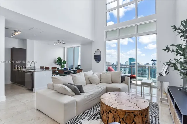 3-bedroom rental at 950 Brickell Bay Drive #5506, Miami
