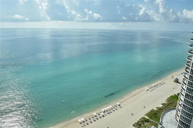 3-bedroom home at 16001 Collins Avenue #2302, Sunny Isles Beach