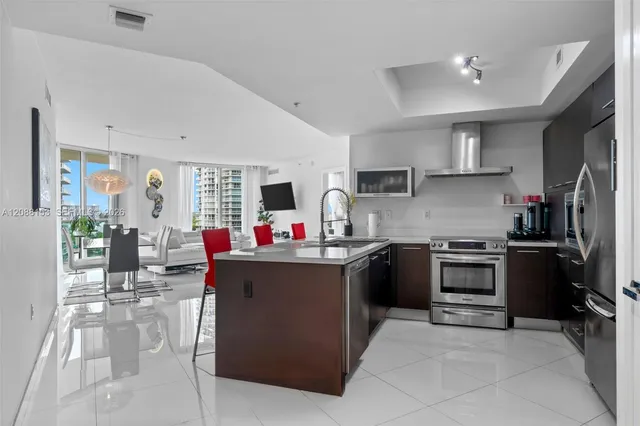3-bedroom home at 150 Sunny Isles Boulevard #1-1004, Sunny Isles Beach
