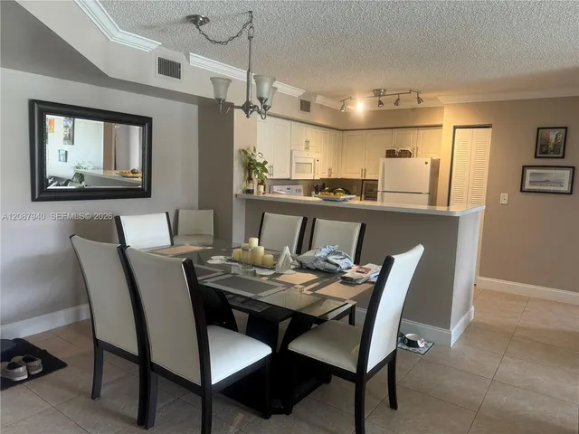 2-bedroom rental at 2091 Renaissance Boulevard #104, Miramar