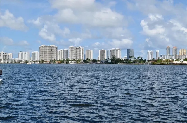1-bedroom home at 16570 NE 26th Avenue #4D, North Miami Beach