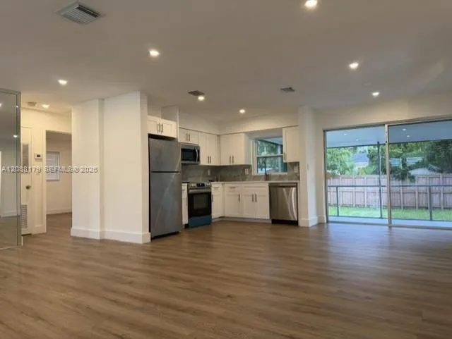 2-bedroom rental at 3034 Arthur Street, Hollywood