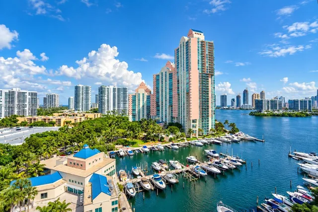 3-bedroom rental at 3340 NE 190 Street #1204, Aventura