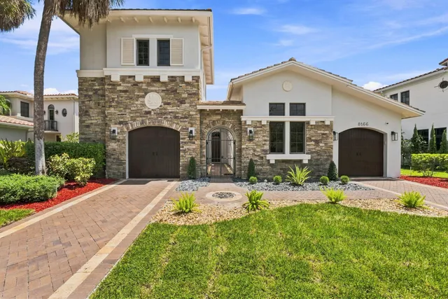 4-bedroom home at 8166 Emerald Avenue, Parkland