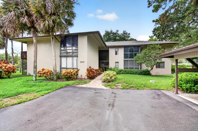 2-bedroom home at 7539 Greenlake Way, Boynton Beach