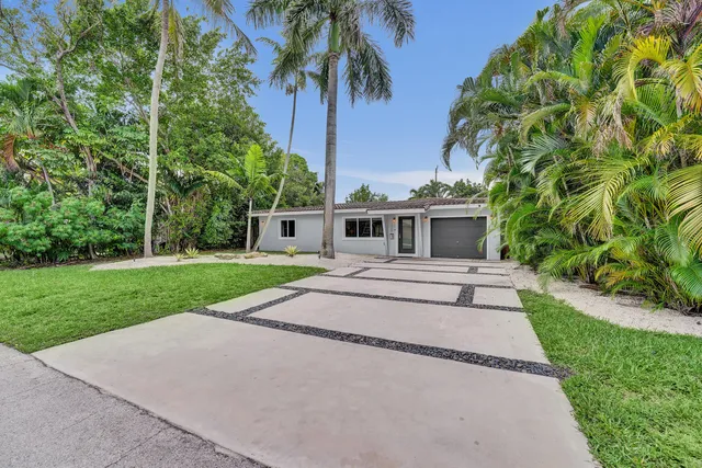 2-bedroom home at 1908 NE 27th Drive, Wilton Manors