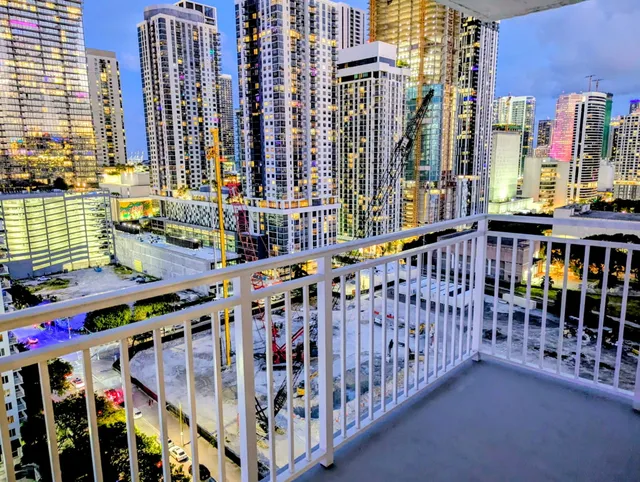 2-bedroom rental at 850 N MIAMI Avenue #W-2202, Miami