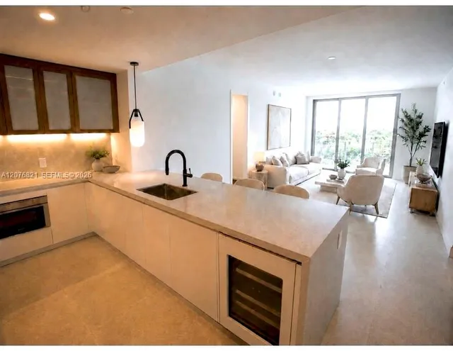 3-bedroom home at 2200 Brickell Avenue #410, Miami