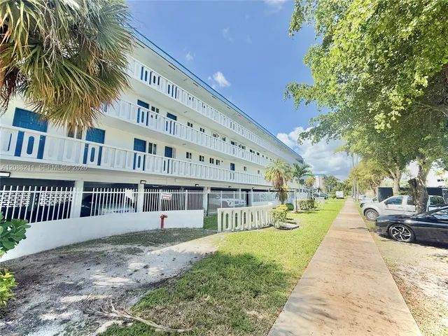 1-bedroom home at 1150 NE 191st Street #24, Miami