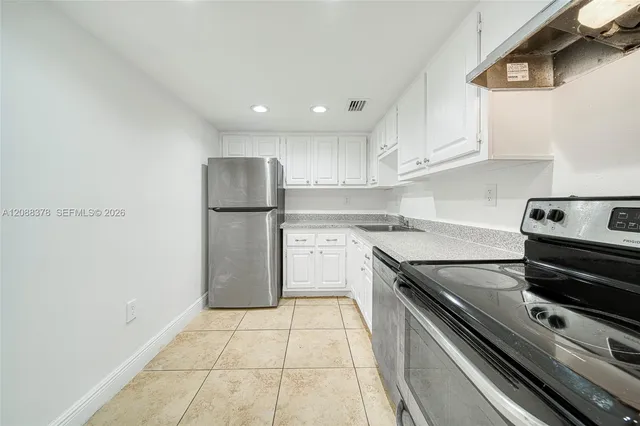 1-bedroom home at 1805 Sans Souci Boulevard #122, North Miami