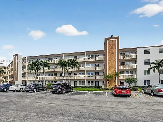 2-bedroom home at 4076 E Guildford E #4, Boca Raton