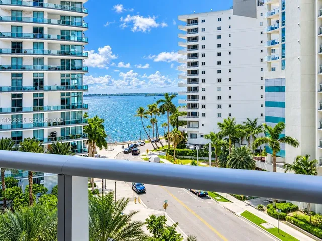 1-bedroom home at 1300 Brickell Bay Drive #704, Miami