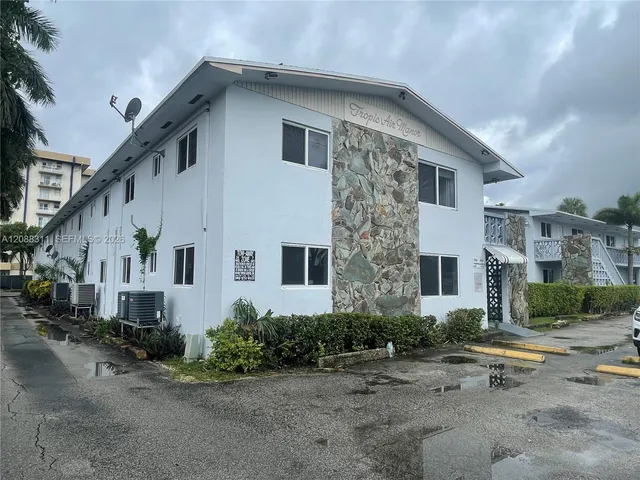 1-bedroom rental at 1836 NW 22nd Court #6, Miami