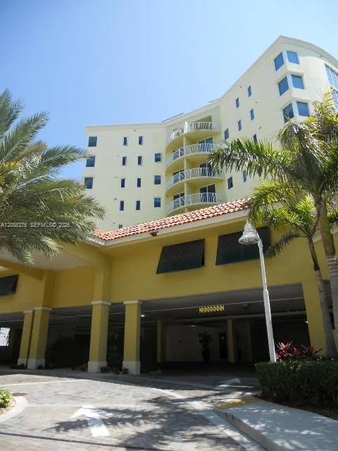 2-bedroom rental at 3000 NE 188th Street #506, Aventura