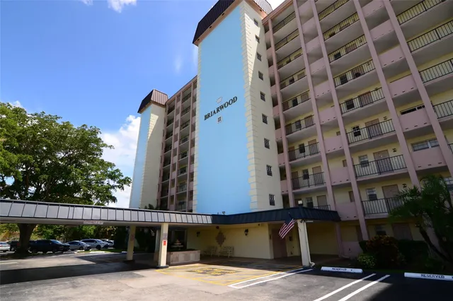 2-bedroom home at 3575 Broken Woods Drive #502, Coral Springs