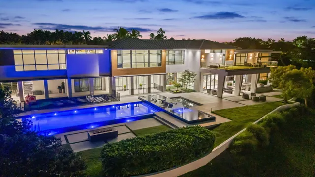 7-bedroom home at 10691 Golden Eagle Court, Plantation