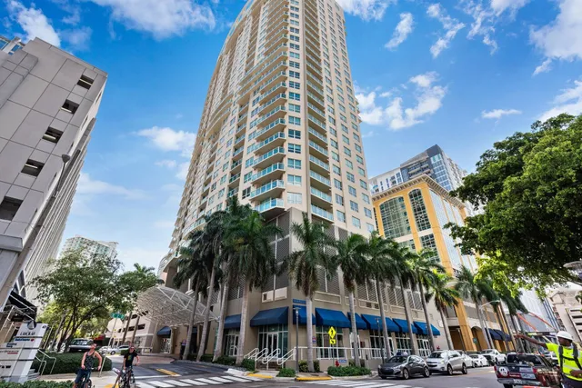 1-bedroom home at 350 SE 2nd Street #2280, Fort Lauderdale