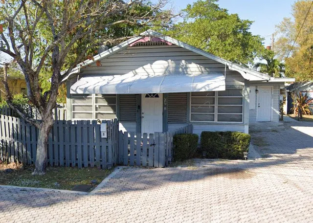 1-bedroom rental at 717 SW 2nd Court, Fort Lauderdale
