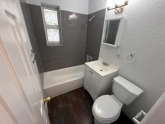 3-bedroom rental at 1642 NW 13TH Court, Fort Lauderdale