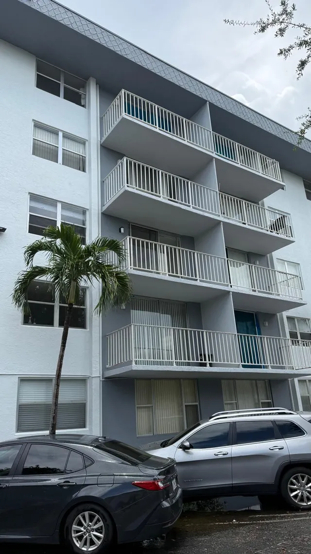 2-bedroom rental at 1805 Sans Souci Boulevard #434, North Miami