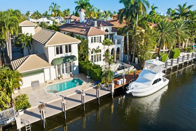 3-bedroom rental at 413 Coconut Isle Drive, Fort Lauderdale