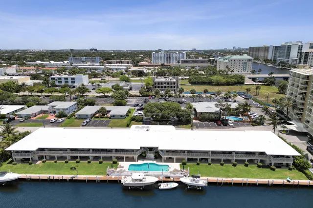 2-bedroom rental at 2866 NE 30th Street #4, Fort Lauderdale