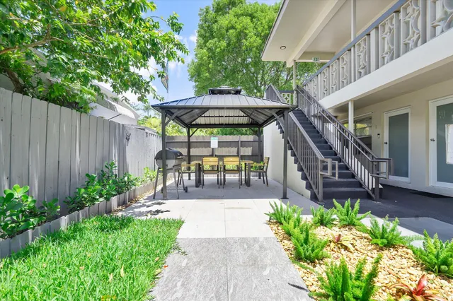 1-bedroom rental at 1638 PLUNKETT Street #9, Hollywood