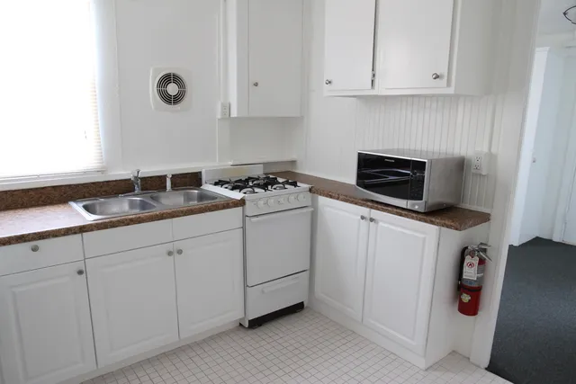 1-bedroom rental at 4605 GEORGIA #B, West Palm Beach