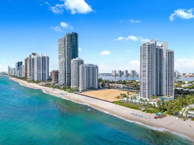 3-bedroom home at 18911 Collins Avenue #606, Sunny Isles Beach