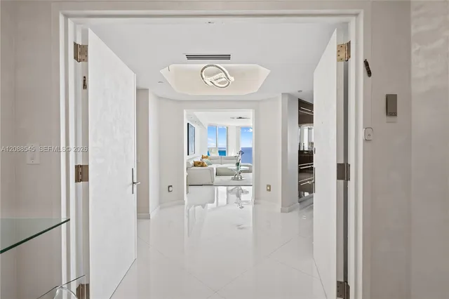 3-bedroom home at 2711 S Ocean Drive #1902, Hollywood