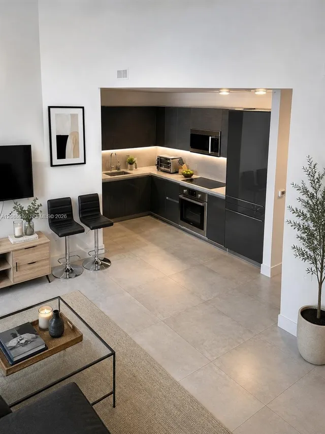 1-bedroom home at 1080 Brickell Avenue #907, Miami
