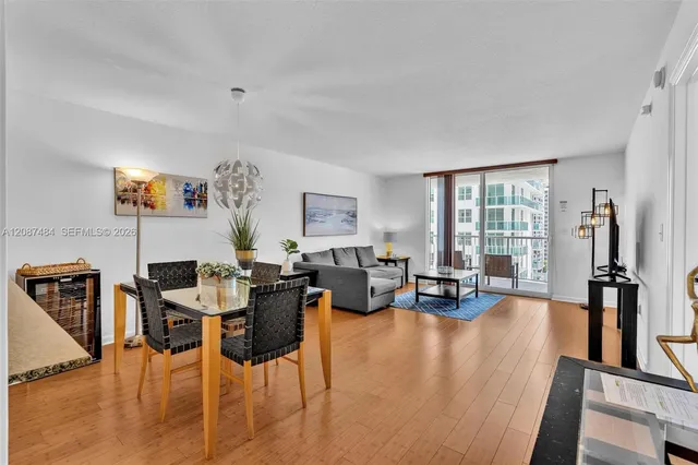 1-bedroom home at 1200 Brickell Bay Drive #2119, Miami