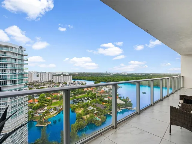2-bedroom home at 300 Sunny Isles Boulevard #4-2506, Sunny Isles Beach