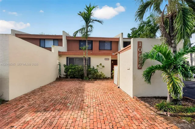 3-bedroom home at 10656 SW 76th Terrace, Miami