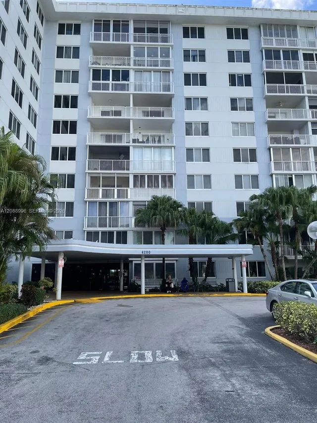 2-bedroom home at 4200 Hillcrest Drive #401, Hollywood