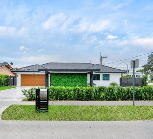 4-bedroom home at 2410 SW 99th Avenue, Miami