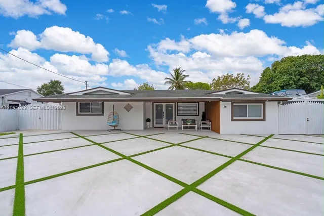 4-bedroom rental at 46 NE 164th Street #0, Miami